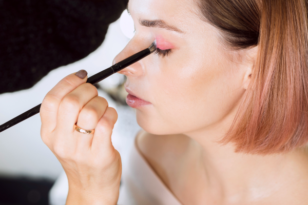 Latest Trends in Eye Makeup: What's Hot Right Now?